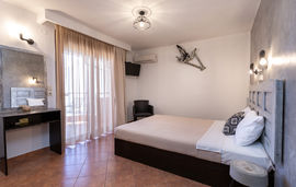 lotos nikos corner potos thassos trikorfo  (1)