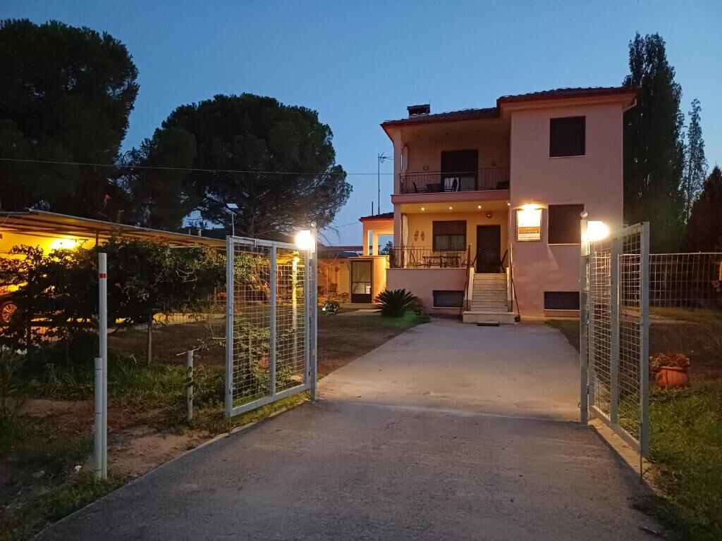 Angela Villa, Sykia, Sithonia