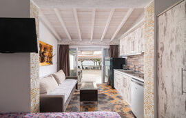 Klimataria Studios, Sykia, Sithonia