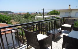 nikos apartments potos thassos 4 bed apt #4 (15)