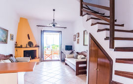 Xrysa's Seafront Maisonette, Nikiti, Sithonia