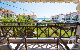 Xrysa's Seafront Maisonette, Nikiti, Sithonia