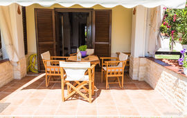 Xrysa's Seafront Maisonette, Nikiti, Sithonia