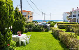 Xrysa's Seafront Maisonette, Nikiti, Sithonia