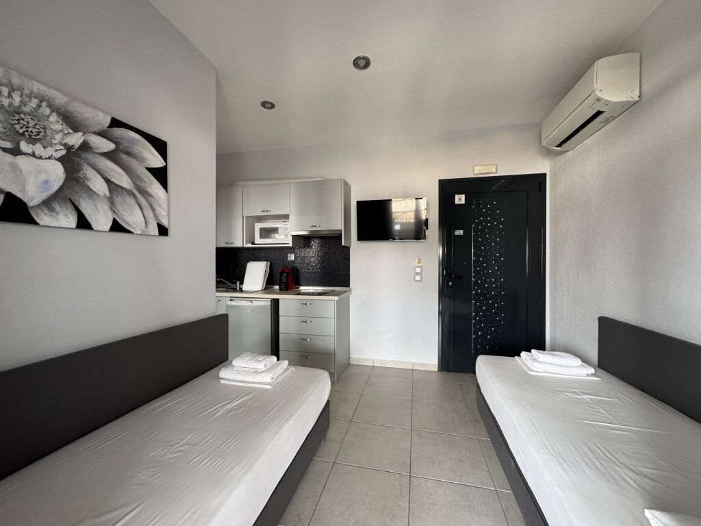 SunRay Apartments, Nikiti, Sithonia, 4 Bed Apartment, Second Floor, No. 6