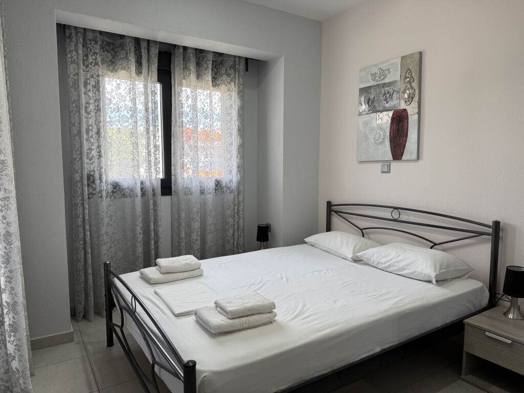 SunRay Apartments, Nikiti, Sithonia, 4 Bed Apartment, Second Floor, No. 6