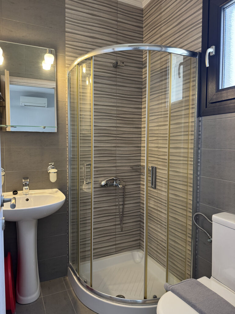 SunRay Apartments, Nikiti, Sithonia, 4 Bed Apartment, Second Floor, No. 6
