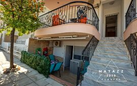Matazz Apartments, Nea Flogita, Kassandra