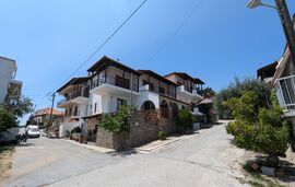 Zefyros Pension, Ammouliani, Athos