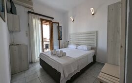 Zefyros Pension, Ammouliani, Athos