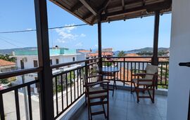 Zefyros Pension, Ammouliani, Athos