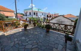 Zefyros Pension, Ammouliani, Athos