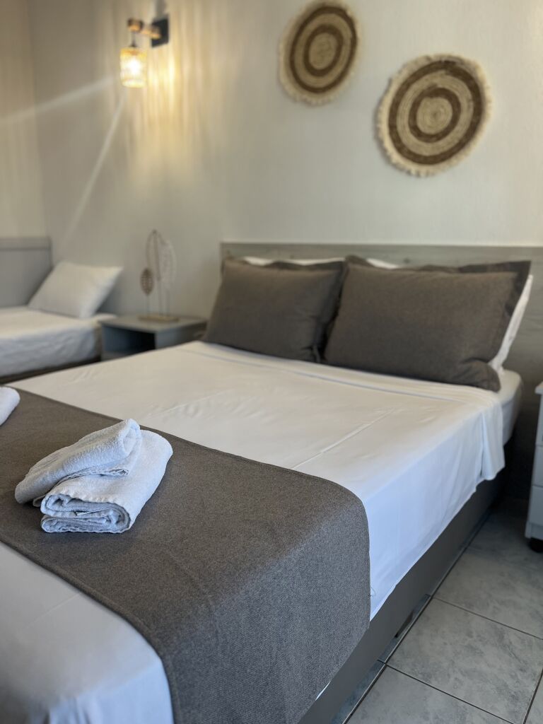 Zefyros Pension, Ammouliani, Athos