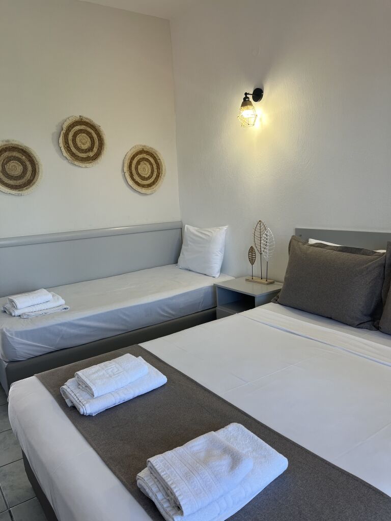Zefyros Pension, Ammouliani, Athos