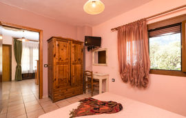 Anastasia Apartments, Skala Potamia, Thassos, 4 Bed Apartment, First Floor, No.1