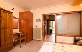 Anastasia Apartments, Skala Potamia, Thassos, 4 Bed Apartment, First Floor, No.3