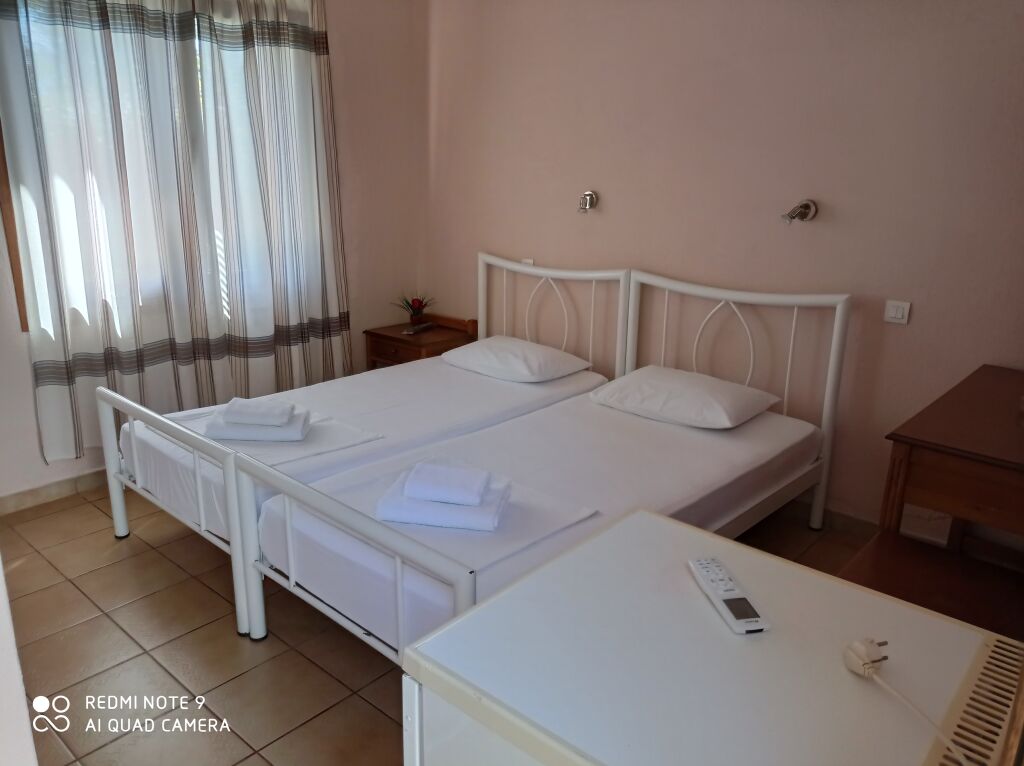Loutrou Beach Bungalows, Kinira, Thassos, 2 Bed Room