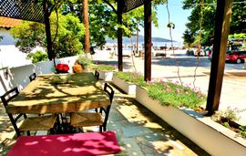 to kavouri rooms and apartments skala potamia thassos  (5)