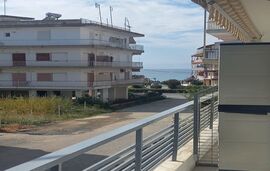 Big Blue Gold Apartment, Nea Kallikratia, Kassandra