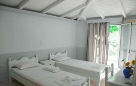 Steven Studios, Vasiliki, Lefkada, 2 Bedroom Apartment, Two Bathrooms