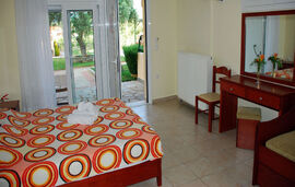 En Ethria Apartments, Limenaria, Thassos, 4 Bed Studio