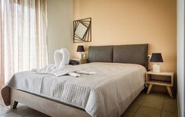 Finikes Studios, Limenas, Thassos