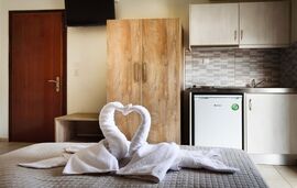 Finikes Studios, Limenas, Thassos