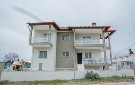 eleni apartments nikiti sithonia 1