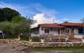 toroni dreams studios and apartments toroni sithonia 6 bed apartment no. 1 (1) 