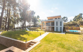 eos luxury suites kriopigi kassandra 1