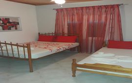 lemonis zoi studios sykia sithonia 6 bed apartment 6