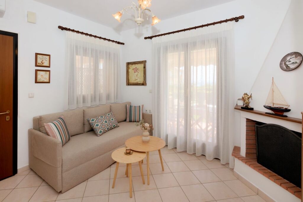 Xrysa's Sea View House 2, Nikiti, Sithonia