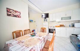 Porto Blue Apartment 2, Pefkohori, Kassandra, 5 Bed Apartment