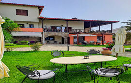 Sunday's Family House, Nikiti, Sithonia