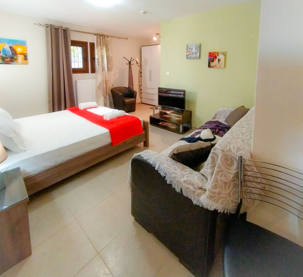 Sunday's Family House, Nikiti, Sithonia