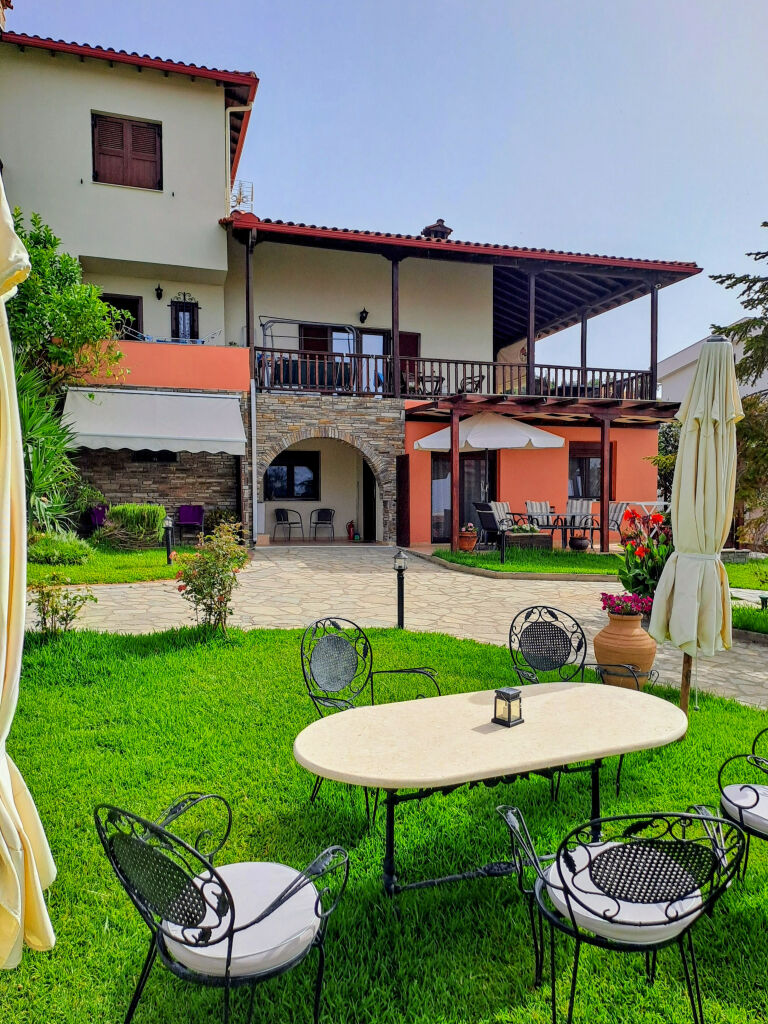 Sunday's Family House, Nikiti, Sithonia