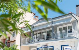 House Of Hearts, Limenas, Thassos