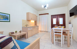 Akrokeramon Apartments, Limenas, Thassos, 4 Bed Apartment, No.21