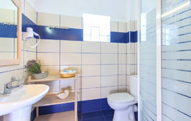 Akrokeramon Apartments, Limenas, Thassos, 5 Bed Apartment, No.23 & No.33