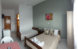 Sea and Park View Rooms, Skala Maries, Thassos