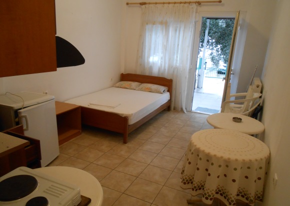 ioannis apartments leptokarya pieria 4 bed apartment (2) 