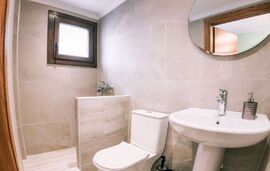 Bloom Garden Apartments, Ierissos, Athos