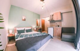 Bloom Garden Apartments, Ierissos, Athos