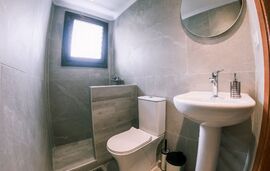 Bloom Garden Apartments, Ierissos, Athos