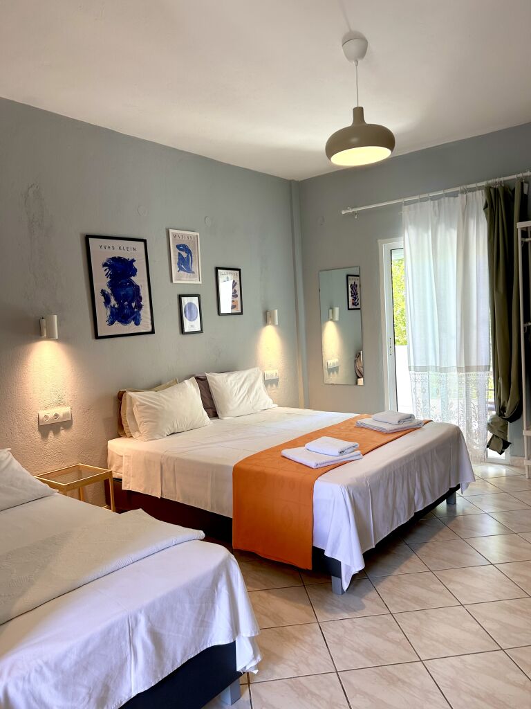 Anthonas House, Nikiti, Sithonia 3 Bed Studio, No. 2