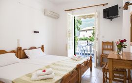 georgakis george rooms vassiliki lefkada 4 bed apartment 3