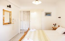 georgakis george rooms vassiliki lefkada 4 bed apartment 4