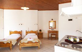 georgakis george rooms vassiliki lefkada 4 bed apartment 7