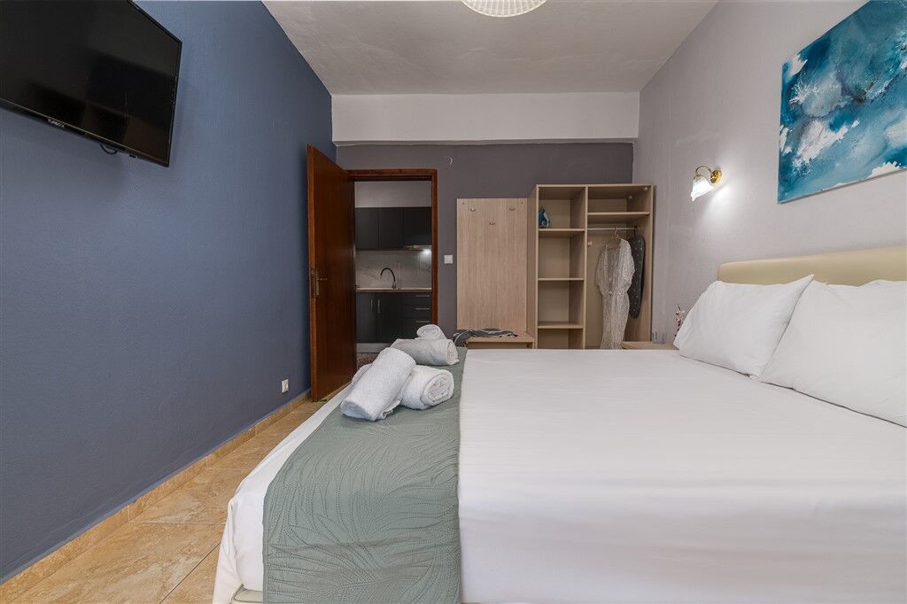 Theramvos Apartments, Pefkohori, Kassandra
