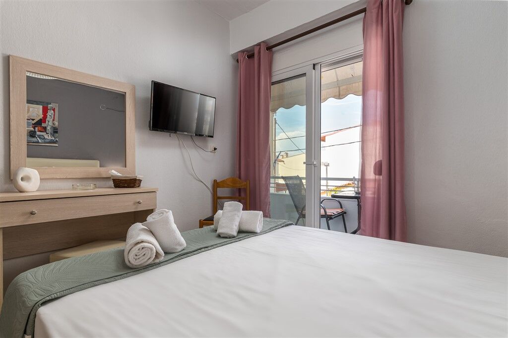 Theramvos Apartments, Pefkohori, Kassandra